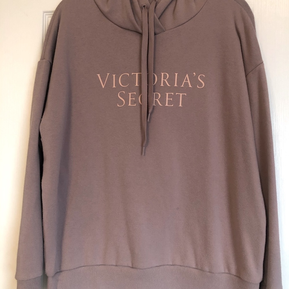Victoria’s Secret Sweatshirt With Hoodie
